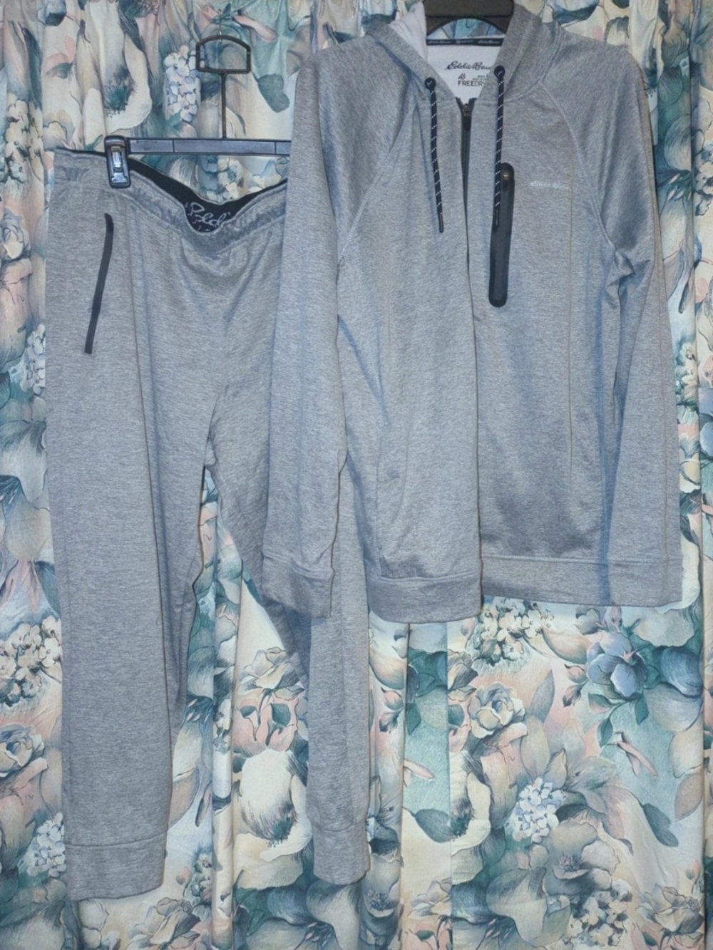 Men's Grey Lounge Jogger Set - Lightweight Hoodie & Pants